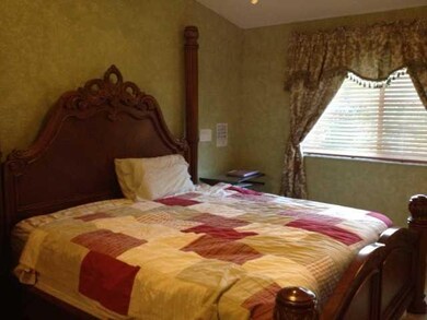 11566 NW 48 Te, Doral, FL 33178 - photo 3