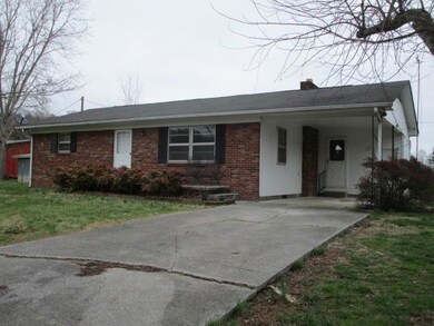 178 Parrott Ln, Rutledge, TN 37861 - photo 2