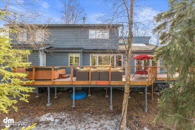 48-Exterior Back 20220413-DW-3576