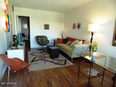 LivingRoom(1)