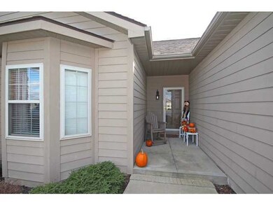 20 Claire Ct unit 20, Circleville, OH 43113 - photo 2