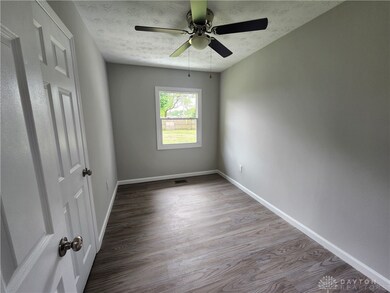 1011 Stewart Ave, Xenia, OH 45385 - photo 5