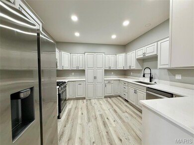 101 Ganahl St, Perryville, MO 63775 - photo 7