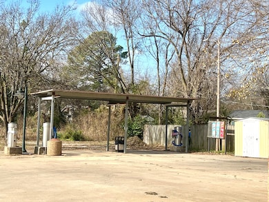 405 S Murray, Tishomingo, OK 73460 - photo 5