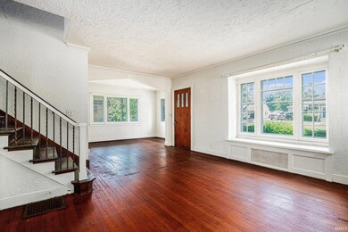 451 N Hartman St, Nappanee, IN 46550 - photo 4