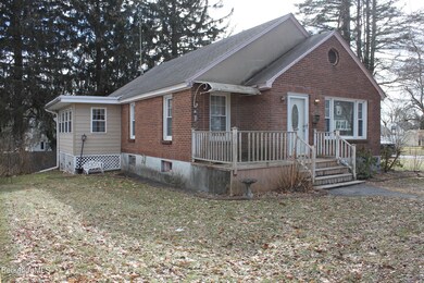 126 Connecticut Ave, Pittsfield, MA 01201 - photo 2