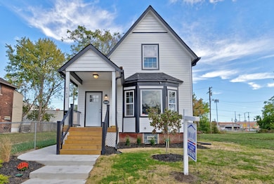 6142 Commonwealth St, Detroit, MI 48208 - photo 2