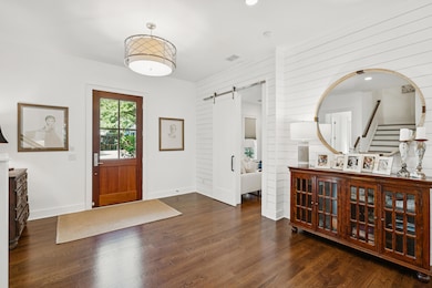 304 4th Ave, Mount Pleasant, SC 29464 - photo 3