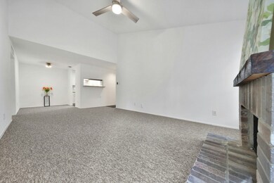 7900 N Stadium Dr unit 48, Houston, TX 77030 - photo 5