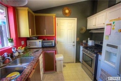 Colorful Light and Bright Kitchen