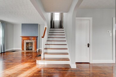 189 S Algonquin Ave, Columbus, OH 43204 - photo 3