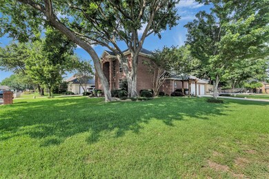 3200 Brazos Dr, Hurst, TX 76054 - photo 2