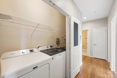 437 Appeldoorn Cir unit 437, Asheville, NC 28803 - photo 7