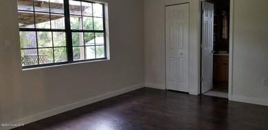 MASTERBEDROOM1jpg