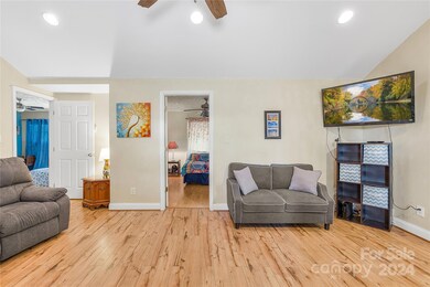 724 Sparrow Springs Rd, Kings Mountain, NC 28086 - photo 4