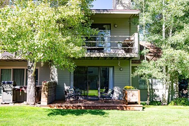 Exterior 1