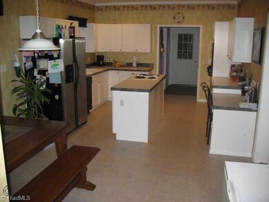 4471 Osborn Mill Rd, Asheboro, NC 27205 - photo 2