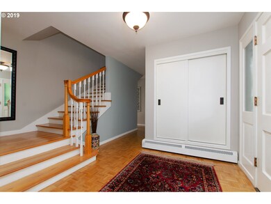 2151 Crest Dr, Lake Oswego, OR 97034 - photo 4