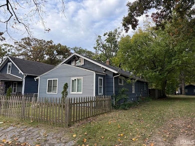 1115 Johnson St, South Bend, IN 46628 - photo 2