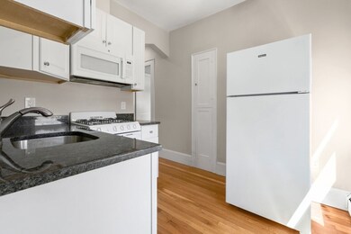 28 Poplar St unit 7, Danvers, MA 01923 - photo 3