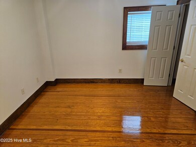 312 Marsh St unit F, Beaufort, NC 28516 - photo 4