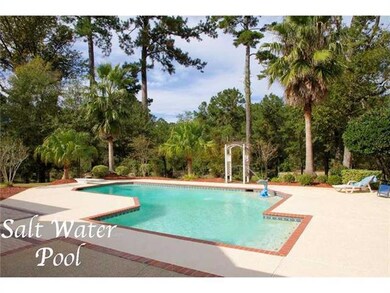 Swimming Pool/Hot Tub/Sauna.