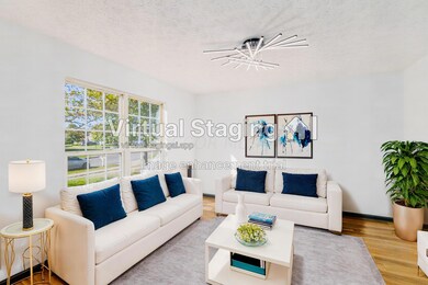 Virtual Staging AI - 001_d_E-2983-Blackb