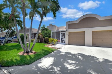 9110 Fairbanks Ln unit 6, Boca Raton, FL 33496 - photo 2