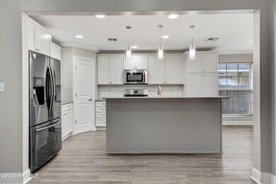204 Wildflower Ln-9
