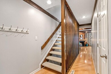 Dramatic Wood Detail