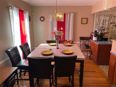 519 Mohawk St, Allentown, PA 18103 - photo 4