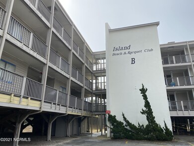 2509 W Fort MacOn Rd unit 105b, Atlantic Beach, NC 28512 - photo 2