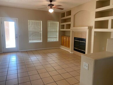 224 Lago Grande Dr, Horizon City, TX 79928 - photo 5