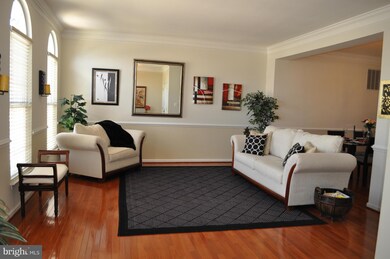 22587 Welborne Manor Square, Ashburn, VA 20148 - photo 2