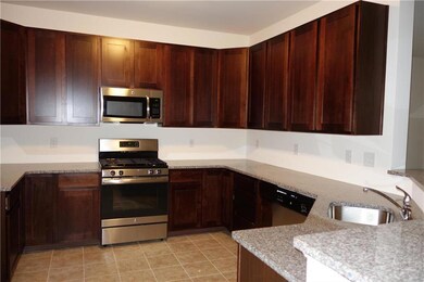 4463 Cottonwood Dr, Nazareth, PA 18064 - photo 3