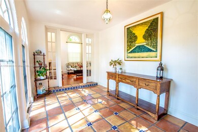 Foyer (Entrance of the House) 