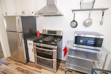 GOURMET STOVE WITH TWO OVENS