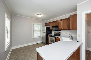 1804 47th St, Des Moines, IA 50310 - photo 5