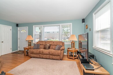 924 Gardner Rd, Westchester, IL 60154 - photo 5