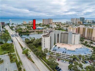 1301 N Riverside Dr unit 6, Pompano Beach, FL 33062 - photo 3