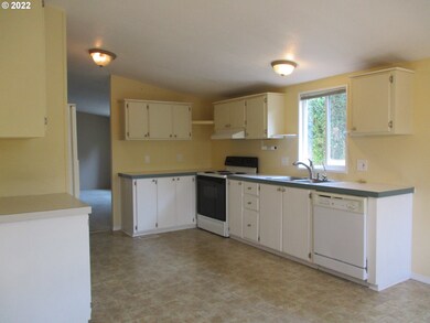 1111 SE 3rd Ave unit 59, Canby, OR 97013 - photo 5