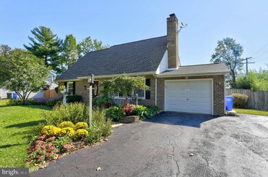 12333 Stonehaven Ln, Bowie, MD 20715 - photo 2