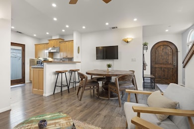 2149 Monmouth Dr. Ventura, CA 93001
