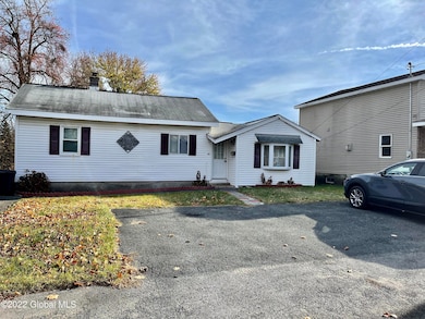 305 Harlem St, Schenectady, NY 12306 - photo 2