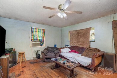 5602 Lewis Rd, Gastonia, NC 28052 - photo 4