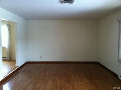 1804 Elmhurst Dr, Whitehall, PA 18052 - photo 5