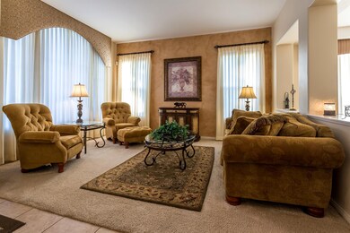 005_Living Room