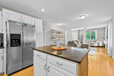 32 Warren St, Abington, MA 02351 - photo 4