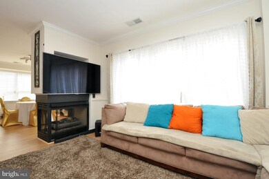 13384 Spofford Rd unit 301, Herndon, VA 20171 - photo 4