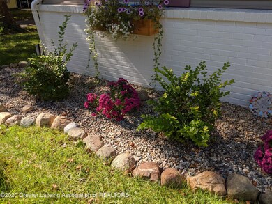 Flowerbed - Front